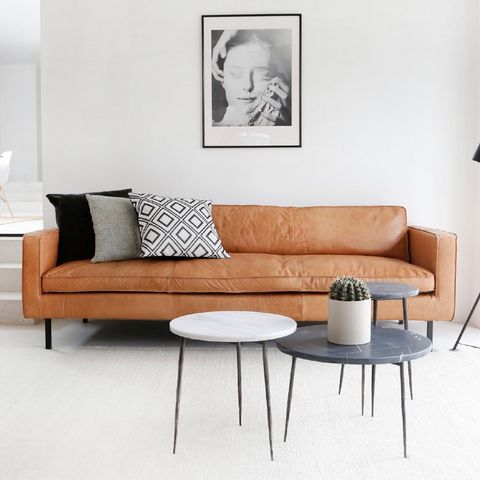 Tại sao các gia đình tại TPHCM hiện nay lại ưa chuộng ghế sofa da nhập khẩu Malaysia?