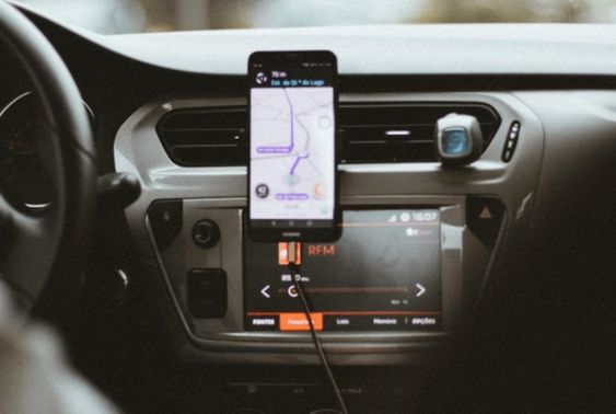 10 Things That Food Delivery Drivers Should Have In Their Car