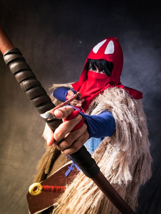 Cosplay Ashitaka ~ (niahah, il m'intéresse... :3) by Reneks.deviantart.com on @deviantART