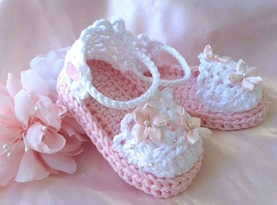 Bebé niña sandalias rosa luz, bebé algodón rosa sandalias, sandalias de bebé… Aprende mas de los bebés en somosmamas.com.ar.