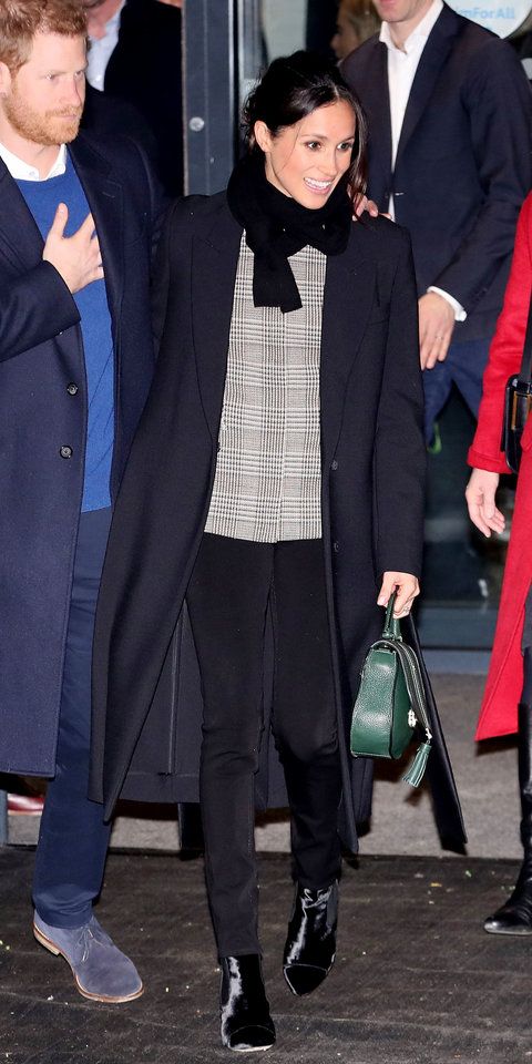 InStyle's Look of the Day picks for January 19, 2018 include Meghan Markle, Chrissy Teigen and Sarah Jessica Parker.