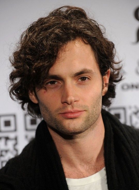 penn badgley haircut styles