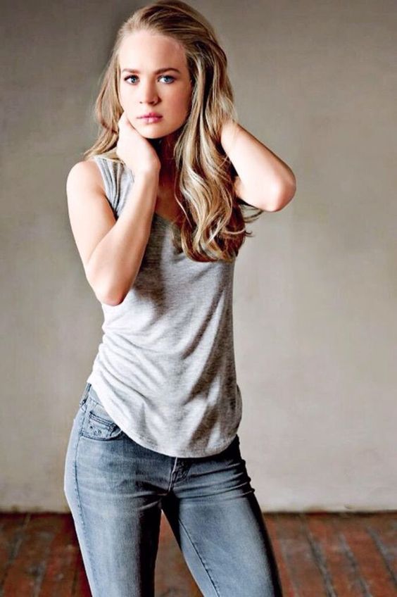 britt-robertson