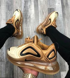 nike air max 720 wheat