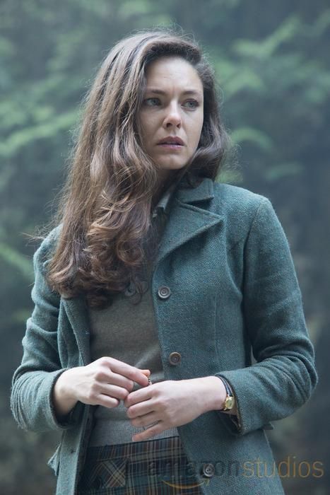 alexa-davalos
