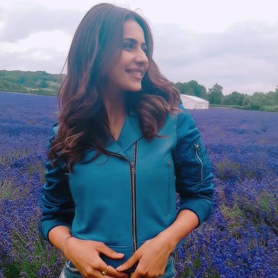 Rakul Preet Singh\'s Hot HD Images, Latest Photos, Images, in Red/Pink/Blue/White Dresses, IMages in Indian Saree, Indian Wear & In Lehenga. Biography, Age, Networth, Wiki & More. For More Information Search On Google= Rakul Preet Singh Md-News.online #md-news.online #rakulpreetsingh #rakulpreetsinghhot