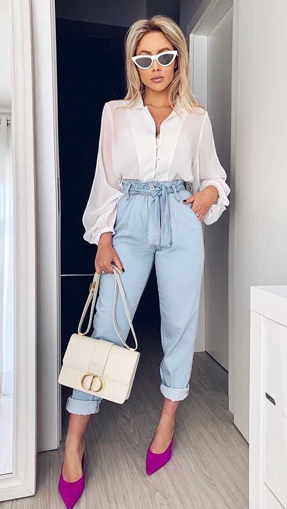 Muitas inspirações com a calça clochard, que é um ícone da década de 80 e voltou com tudo nas últimas estações para finalmente se consagrar como o grande hit de 2019. #roupafeminina #calçaClochard #look #inspiraçãoLooks