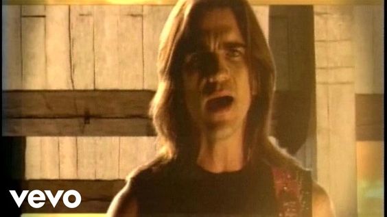 Juanes Nada Valgo Sin Tu Amor Canciones Canciones De Amor Amor