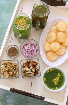 Who doesn\'t like pani puri or golgappa??