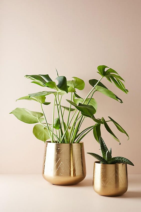 One Heli of a Time: The Epic Grand Opening at Hangar 21 // modern gold vases