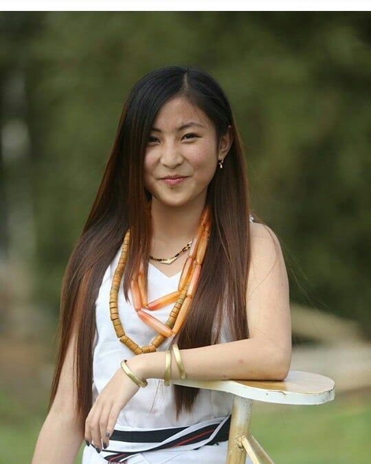 Naga gils.com