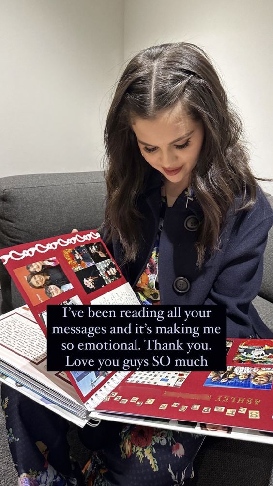 Selena Gomez reading fan messages