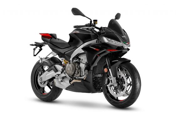 The Aprilia Tuono 660 Gets the "Factory" Treatment for 2022 - Asphalt & Rubber