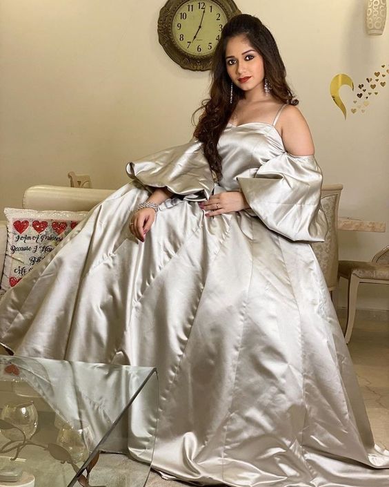 Jannat Zubair Images | Jannat Latest Update | Jannat zubair outfits | jannat zubair instagram #jannat_zubair_images #JannatZubairImages #IndianCelebrities