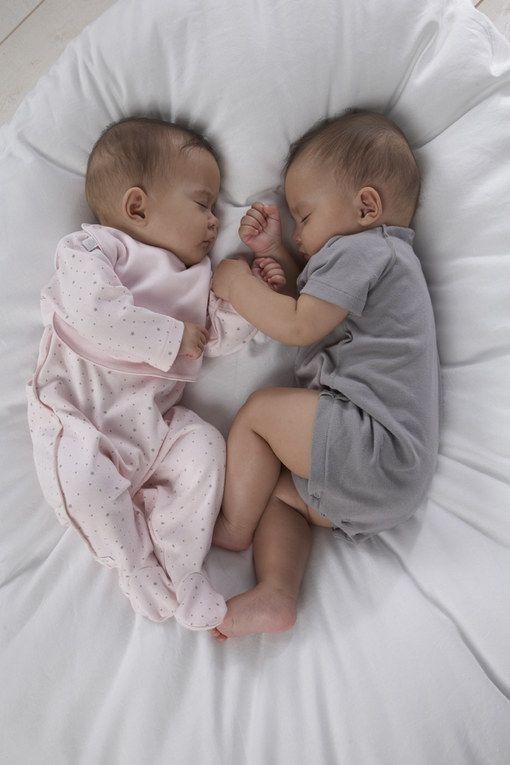 Epingle Par Elizabeth Atterbury Sur Seth And Isabella Bebe Filles Jumelles Bebes Adorables Photos Bebes Jumeaux Epingle Par Elizabeth Atterbury Sur Seth And Isabella Bebe Filles Jumelles Bebes Adorables Photos Bebes Jumeaux