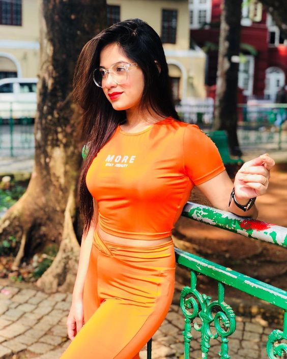 jannat-zubair-s**y-dress-pohoto