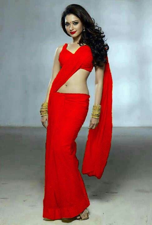 Bollywood Saree Diva- Beautiful Tamanna Bhatia in Saree! - BharatSthali Blog