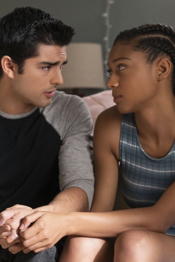 On My Block: Here\'s the Catchy but Heartbreaking Song That Plays at the End of Season 3