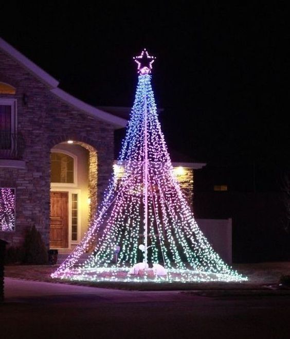 Gorgeous Outdoor Decorations For Christmas 2019 افكار مميزة لتزي Decorating With Christmas Lights Outdoor Christmas Decorations Lights Outdoor Christmas Tree