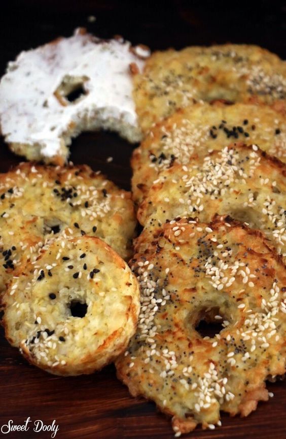 בייגלה מכרובית ללא גלוטן,מתכון לבייגלה מכרובית ללא גלוטן משלושה מצרכים בלבד