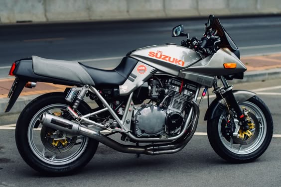 suzuki-katana