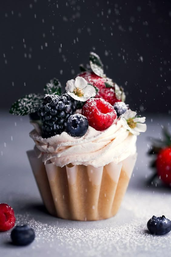 Vegan Vanilla Cupcakes with Fresh Berries