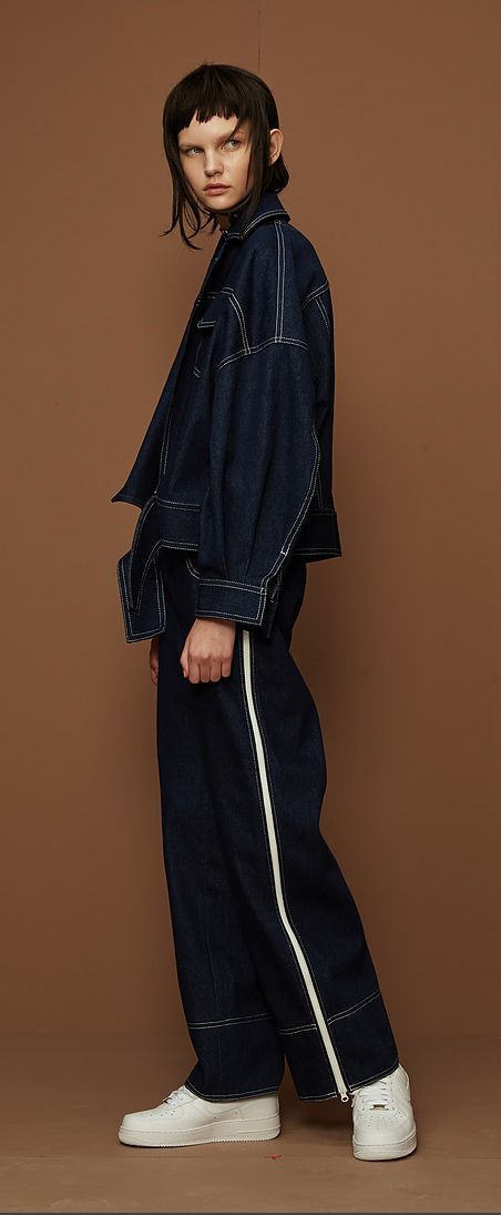 shushu tong denim detail