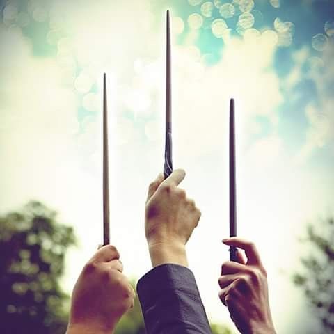 Varitas Mágicas Harry Potter Fotos De Harry Potter Arte De Harry Potter Harry Potter Fondo