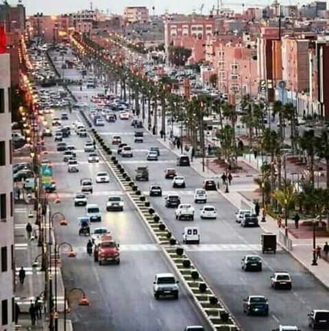 مدينة العيون