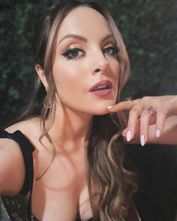 ELIZABETH GILLIES