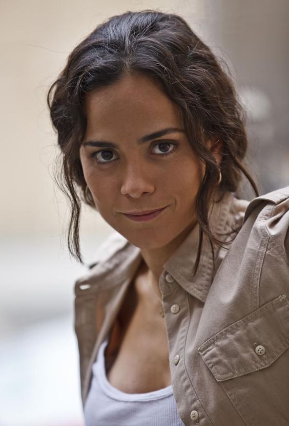 Alice Braga