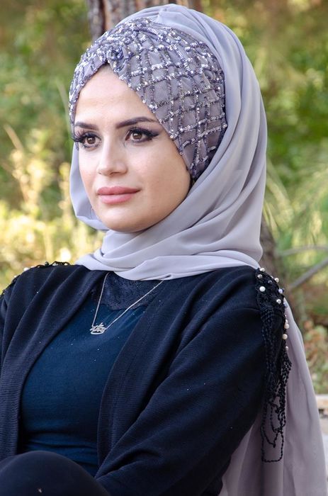 Gumus Payetli Abiye Sal Guzel Turban Sal Kadin Elbiseleri Gumus Payetli Abiye Sal Guzel Turban Sal Kadin Elbiseleri