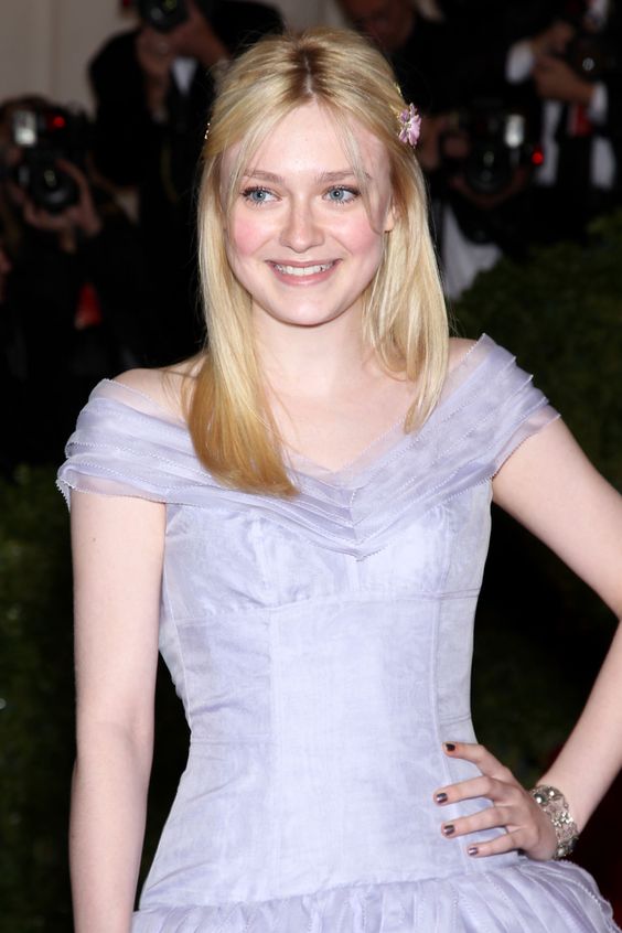 dakota fanning- met gala