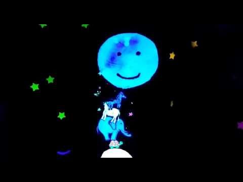 Teatro de luz negra: ¿A qué sabe la Luna? - YouTube