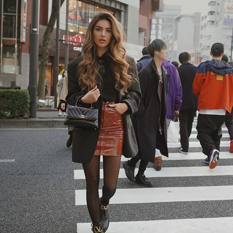 Negin Mirsalehi Negin Mirsalehi Instagram写真と動画 ロングヘア 写真 動画 Negin Mirsalehi Negin Mirsalehi Instagram写真と動画 ロングヘア 写真 動画