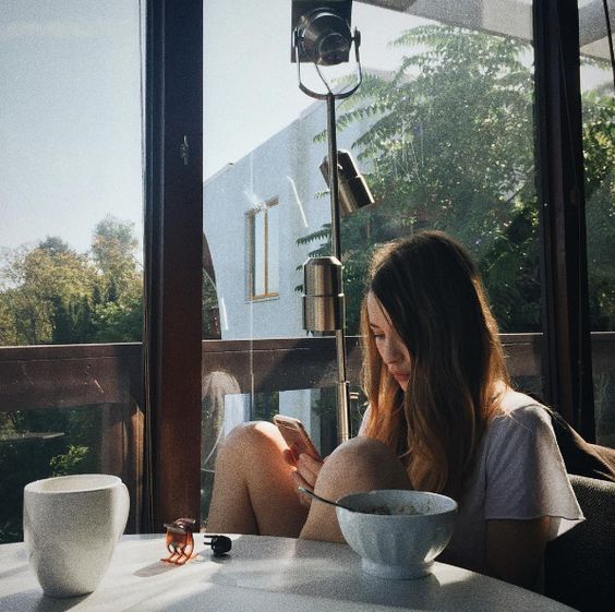 Emily Browning Fans: Photo