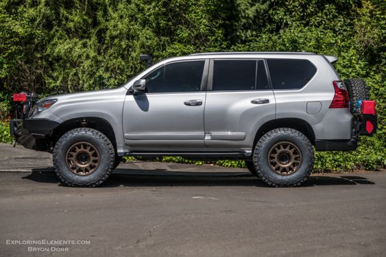 Lexus GX 460 - EXPLORING ELEMENTS