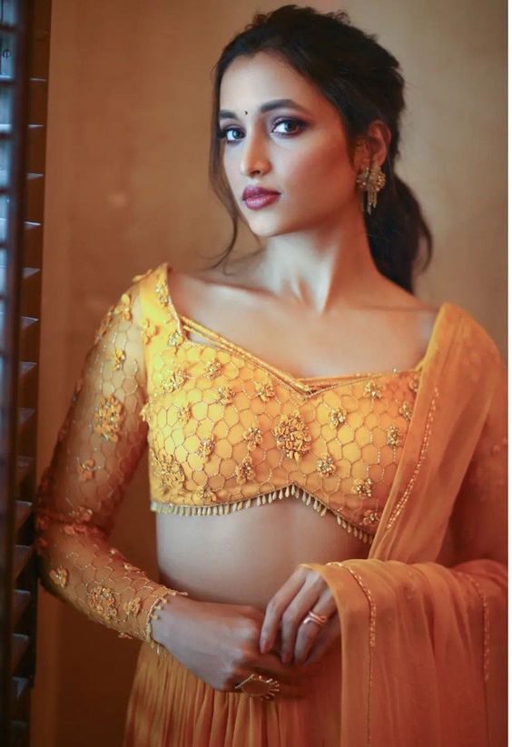srinidhi shetty in a yellow lehenga mahima mahajan2