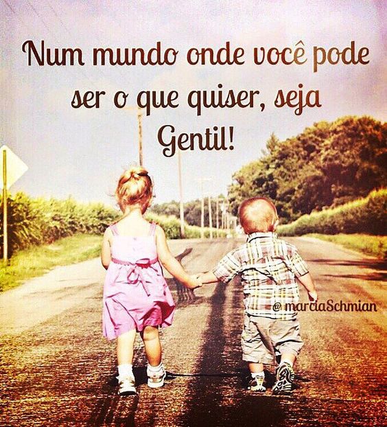 #boatarde . . . . . . . . . . . . . . . . . . #domingo #vidaquesegue #frases #frasesdodia #pensamentos #goodvibes #deboa #marciaschmian #reflexão #citações #mensagem #arte #Deusnocomando #ficaadica #textos