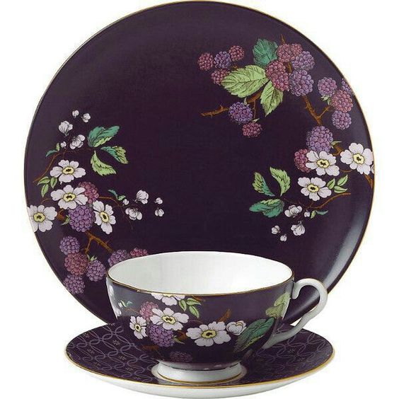 Wedgwood Blackberry tea garden 3-piece china set