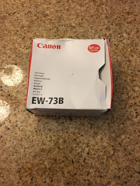 Canon EW-73B Lens Hood For 17-85mm f//4-5.6 IS EF-S and 18-135mm f//3.5-5.6 IS Lenses