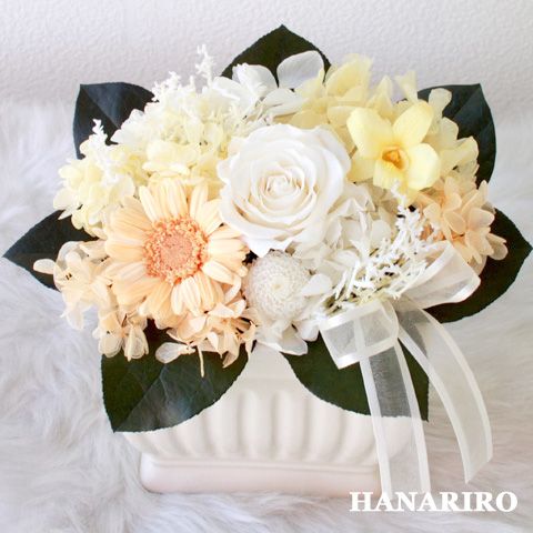 和み l お悔み お供え プリザーブドフラワー プリザーブドフラワーギフトの通販専門花屋 花riro ハナリロ フラワーボックス お供え 花 白いバラ 和み l お悔み お供え プリザーブドフラワー プリザーブドフラワーギフトの通販専門花屋 花riro ハナリロ フラワーボックス お供え 花 白いバラ