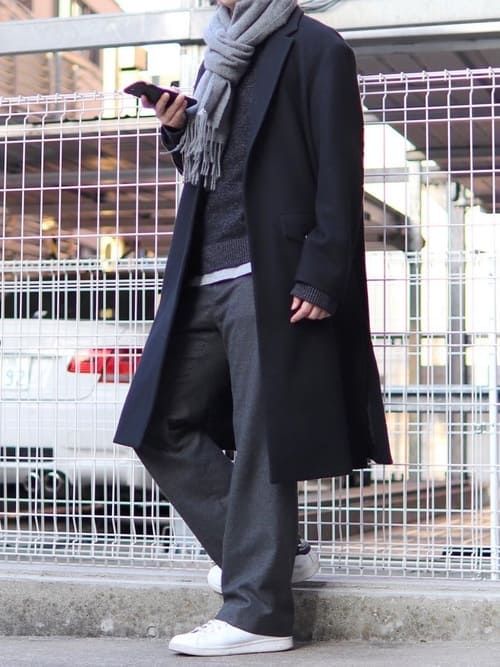 マフラーを使った最新メンズコーデまとめ 色別に分けて紹介 服のメンズマガジン メンズ コーデ 男性の服 メンズ マフラーを使った最新メンズコーデまとめ 色別に分けて紹介 服のメンズマガジン メンズ コーデ 男性の服 メンズ