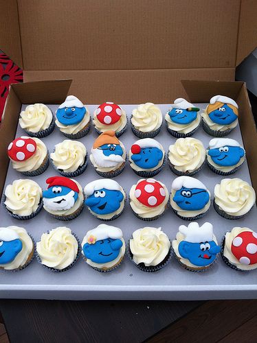 Smurf cupcakes | Flickr - Photo Sharing!