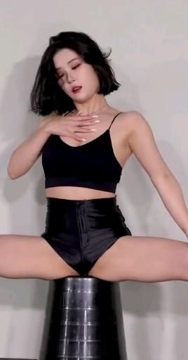 Girl crush Jeong Bomi fancam
