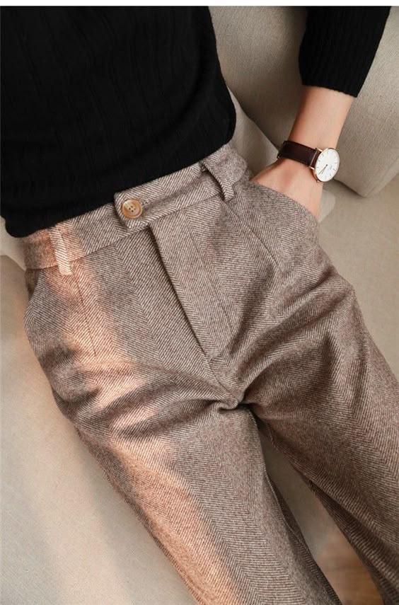 Size (cm) Waist Hip Pant Length Opening Circum. Thigh Circum. Fly Length S 63 90 91 27 49 28.5 M 69 94 92.5 29 50 29 L 71 97 93 30 56 29.5 XL 75 100 93 32 57 30 2XL 78 103 94 35 60 30.5 3XL 81 106 94 37 60 31 Material: Polyester and Nylon Blend Additional Note: - Please confirm your size and measurements before purchasing. There might be a slight 2-3cm error due to manual measurement. - As different computers display colors differently, the color of the actual item may vary slightly from the abo