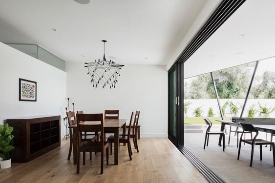 Before & After – A Mid Century Modern House Renovation In Arizona