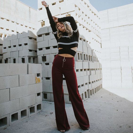 mid-week stretch into the weekend ⤠@lo_behold.style (shop link in bio)
