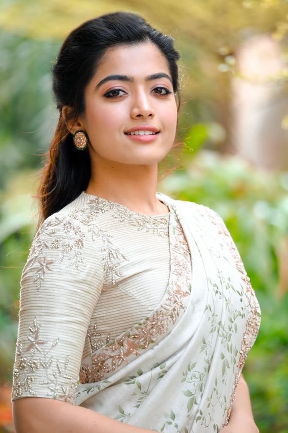 Rashmika Mandanna cute still