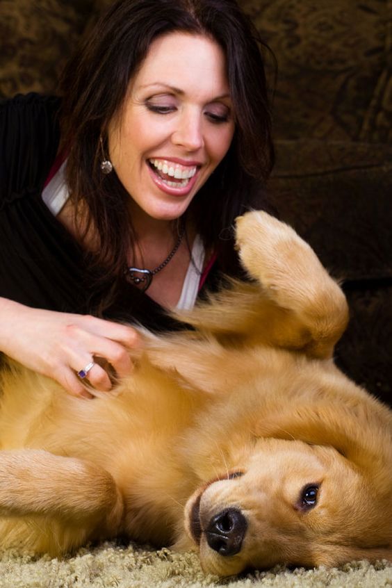 Dogs prefer petting to praise such as "Good girl!"